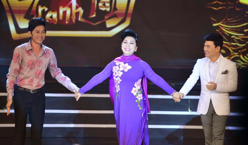 Click Here To See Image Full Size AI QUYỀN LỰC NHẤT CẢI LƯƠNG? BẠCH TUYẾT HAY HOÀI LINH?