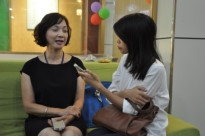 NSND Lê Khanh đón đầu 20-10 với vở kịch... toàn nữ