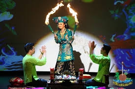 Hầu đồng để làm gì?