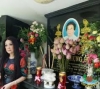 Nghệ Sĩ Lolita Mỹ Châu bất ngờ viếng mộ NSND Phùng Há trong ngày giỗ