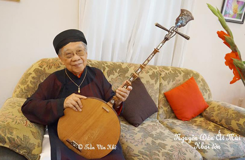 Great master of Vietnamese traditional music Tran Van Khe passed away